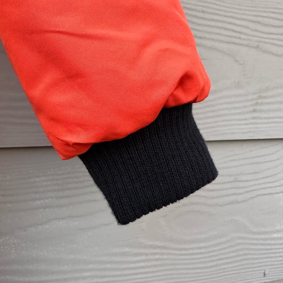 NHL Philadelphia Flyers Reversible Jacket - Picture 11 of 16